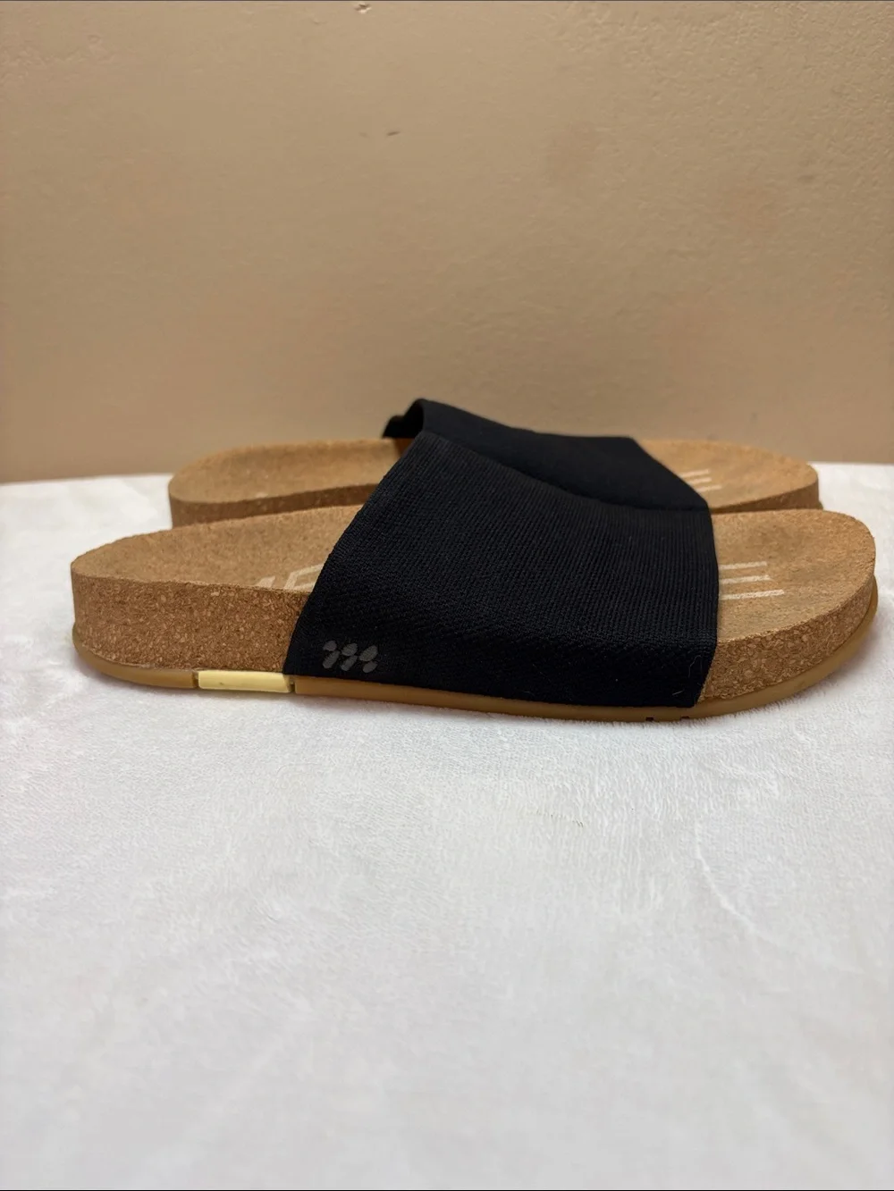 Message classic black
